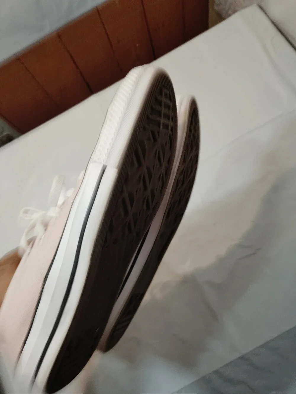 Converse Shoes Women's Size 9w